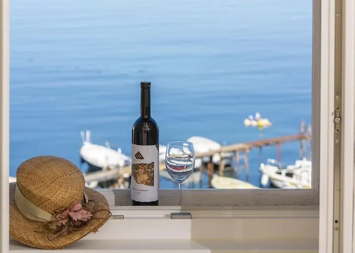 Tesla With Sea View Lejlighed
