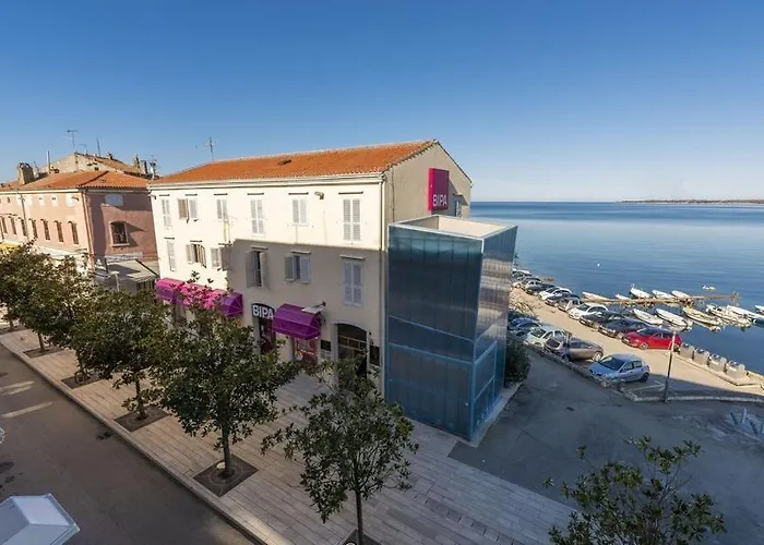 Lejlighed Tesla With Sea View Poreč