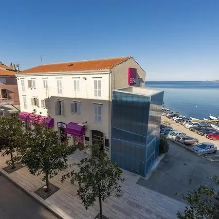 شقة Tesla With Sea View بوريتش
