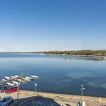 Apartman Tesla With Sea View Poreč