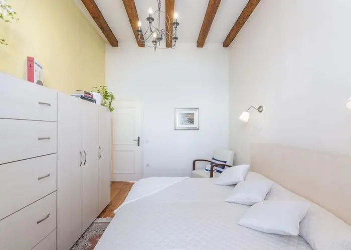 Appartamento Tesla With Sea View Porec